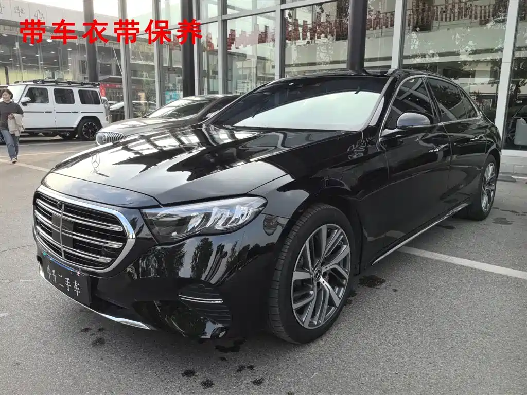 Mercedes-Benz E-Class 2024