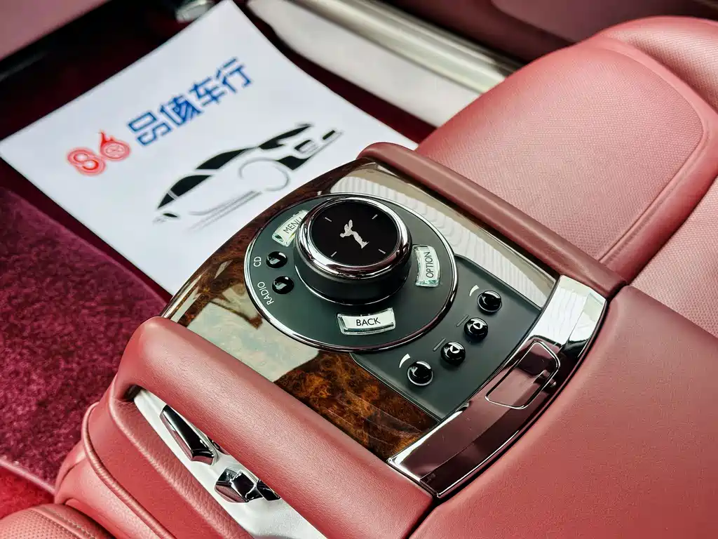 Rolls-Royce Ghost — миниатюра 13