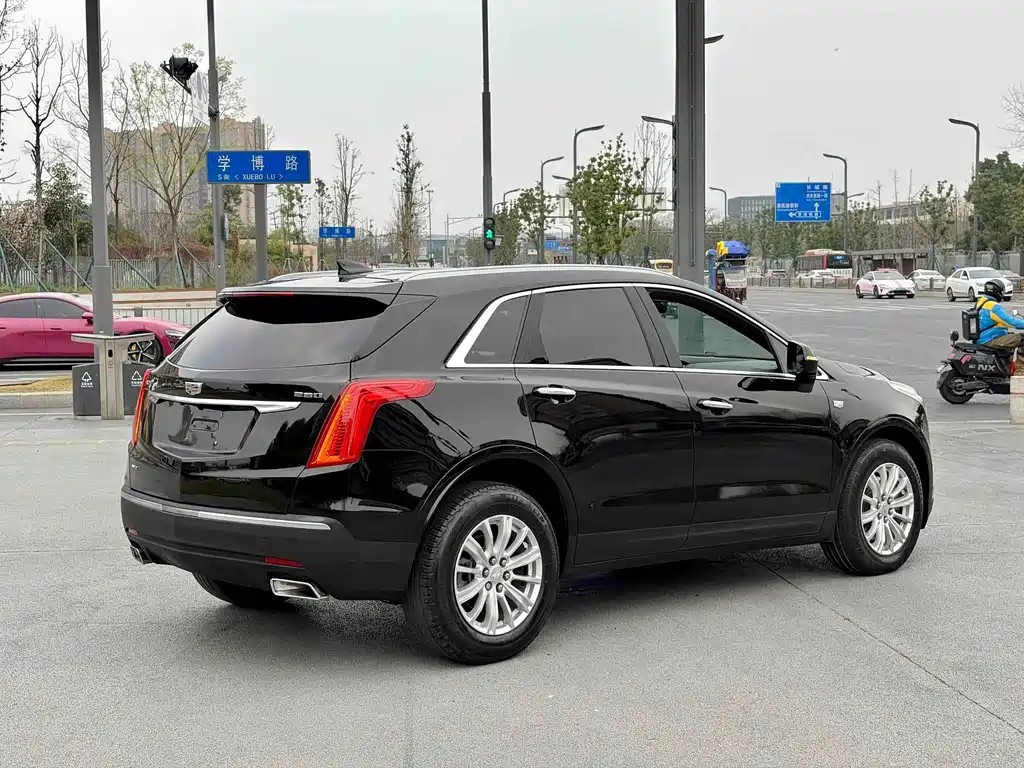 Cadillac XT5 — миниатюра 14