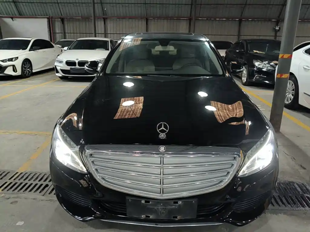 Mercedes-Benz C-Class — миниатюра 3