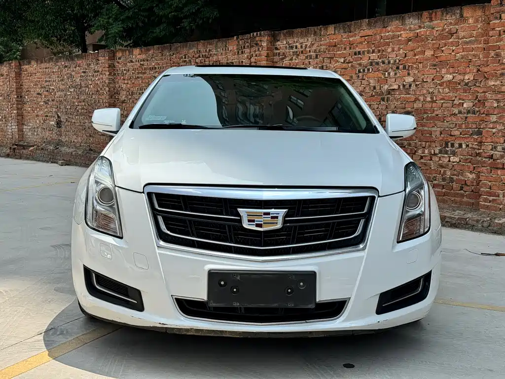 Cadillac XTS 2016