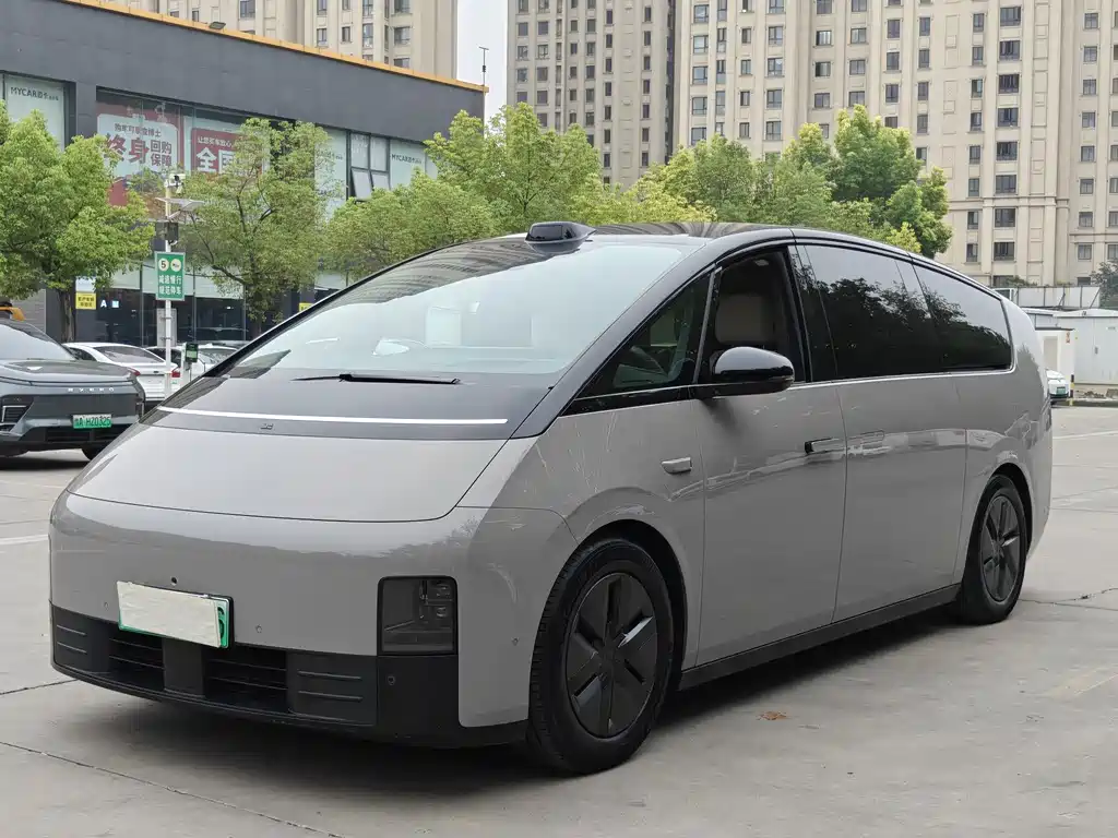 Li Auto Li MEGA
