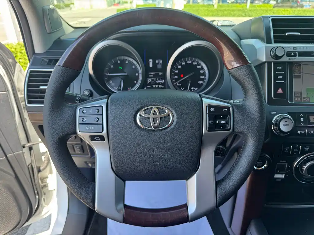 Toyota Prado — миниатюра 16