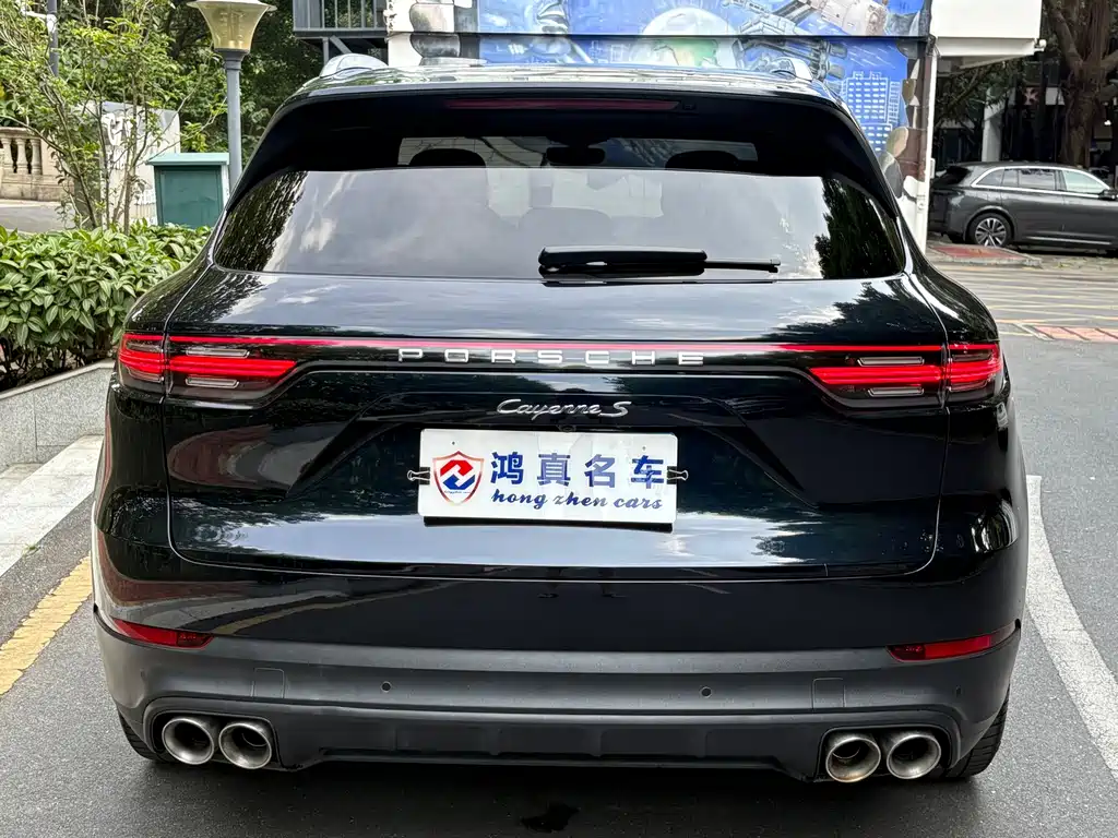 Porsche Cayenne — миниатюра 4
