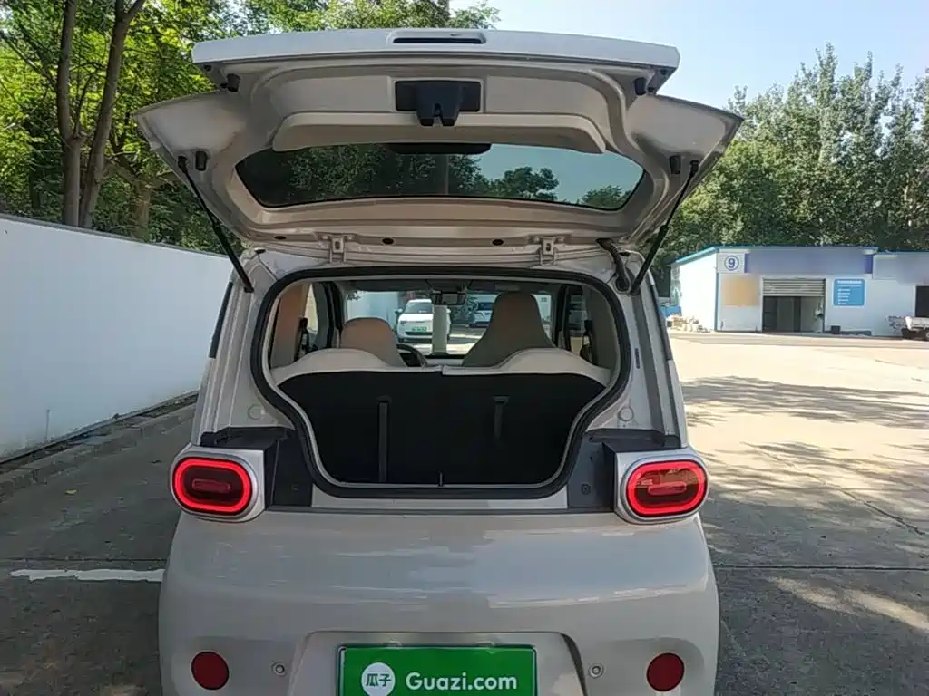 Wuling MINIEV — миниатюра 18