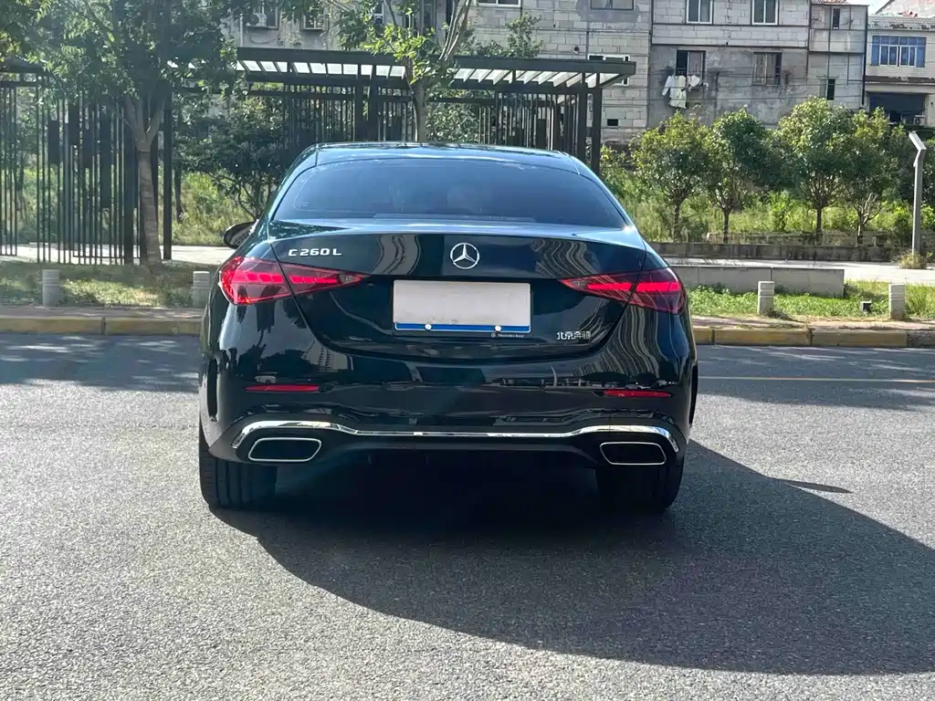 Mercedes-Benz C-Class — миниатюра 8