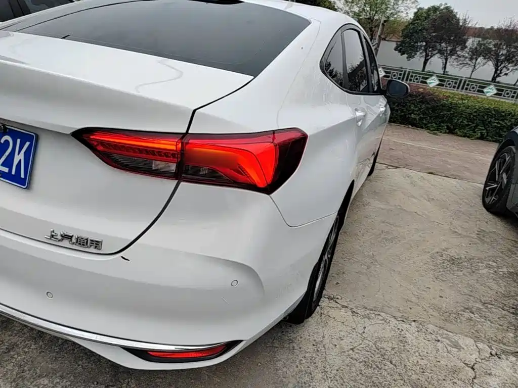 Buick Verano — миниатюра 8