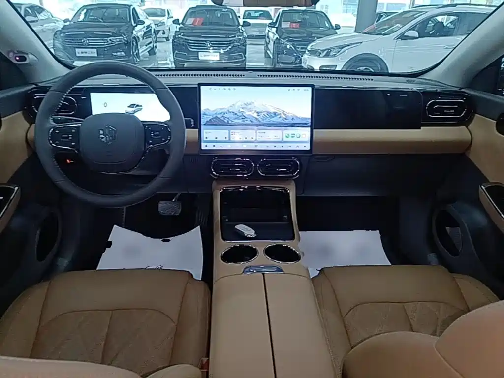 Leapmotor Leapmotor C01 — миниатюра 10