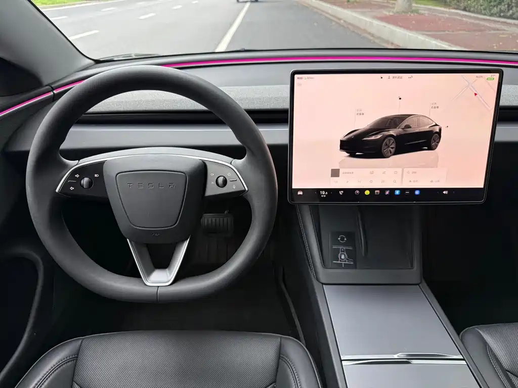Tesla Model 3 — миниатюра 14