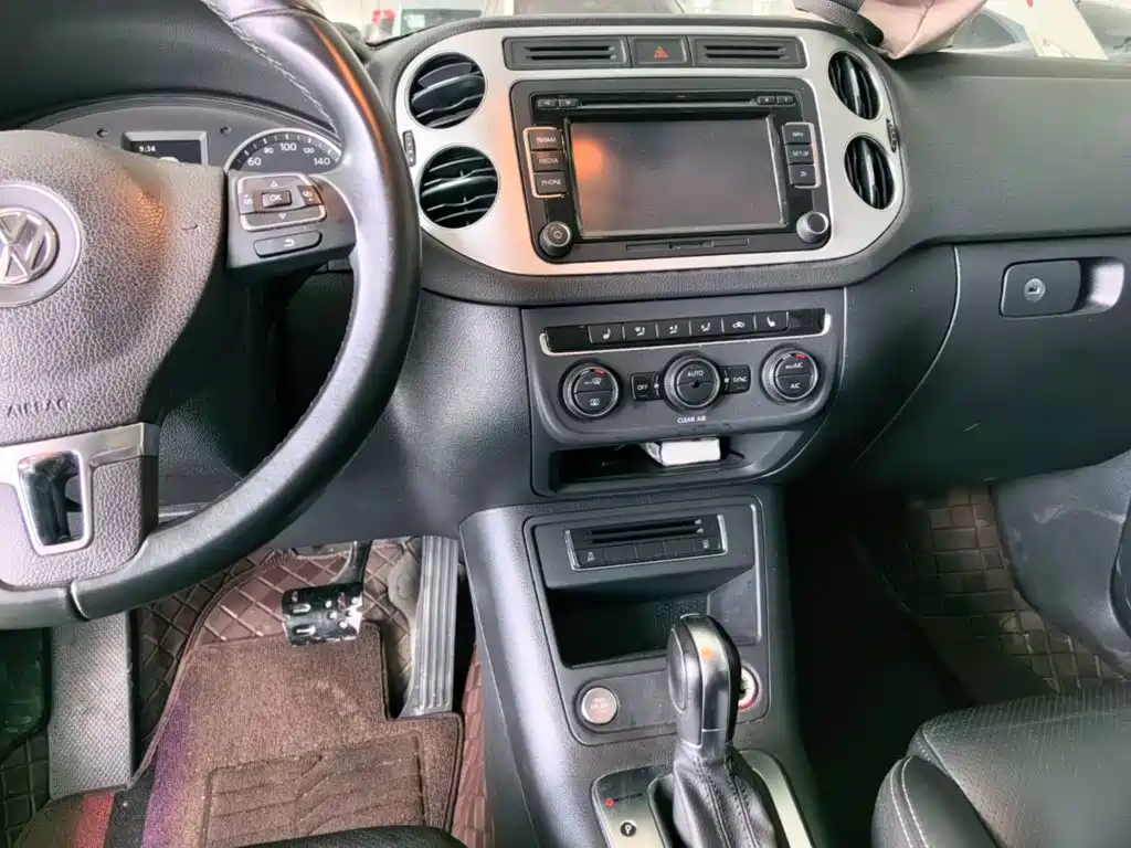 Volkswagen Tiguan — миниатюра 13