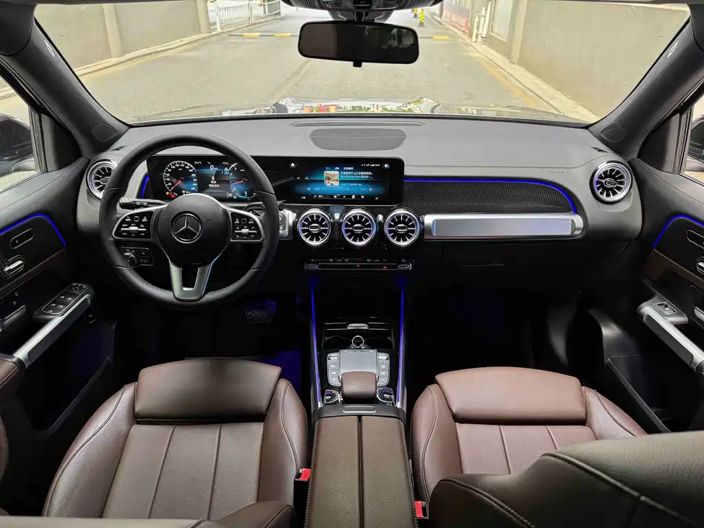 Mercedes-Benz GLB — миниатюра 15