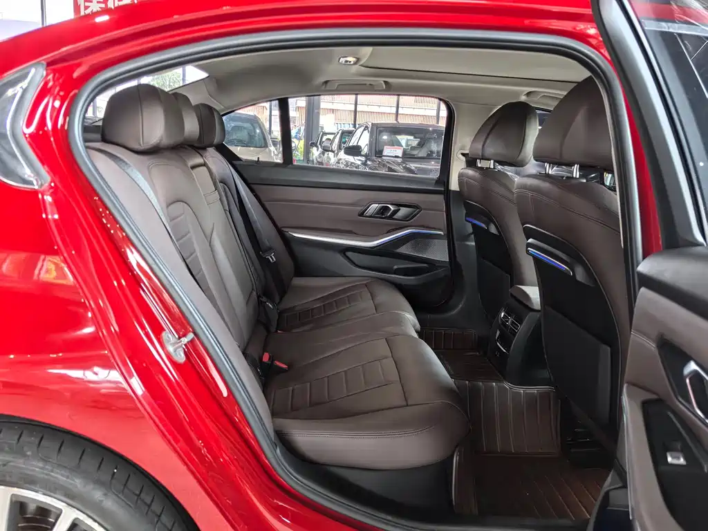 BMW 3 Series 325Li Debut Edition, фото 11