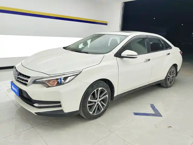 Venucia D60