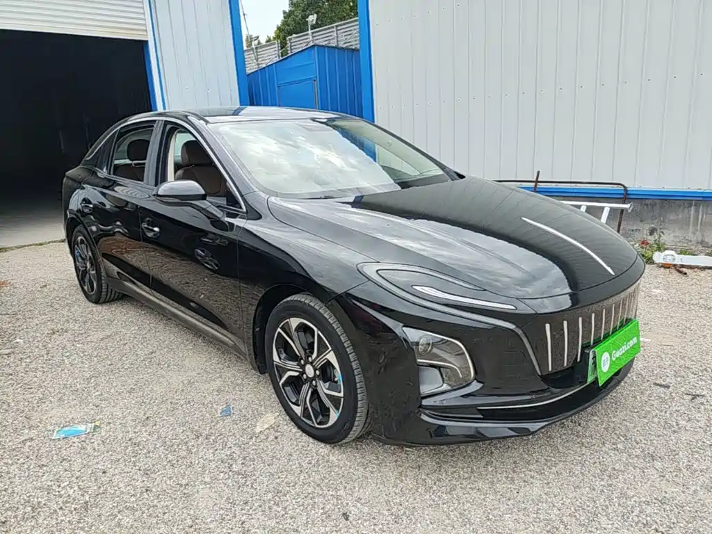 Hongqi Hongqi E-QM5 — миниатюра 4