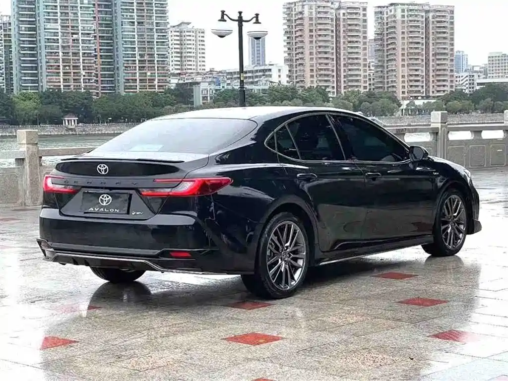 Toyota Camry 2024 2.0HXS Sport Plus