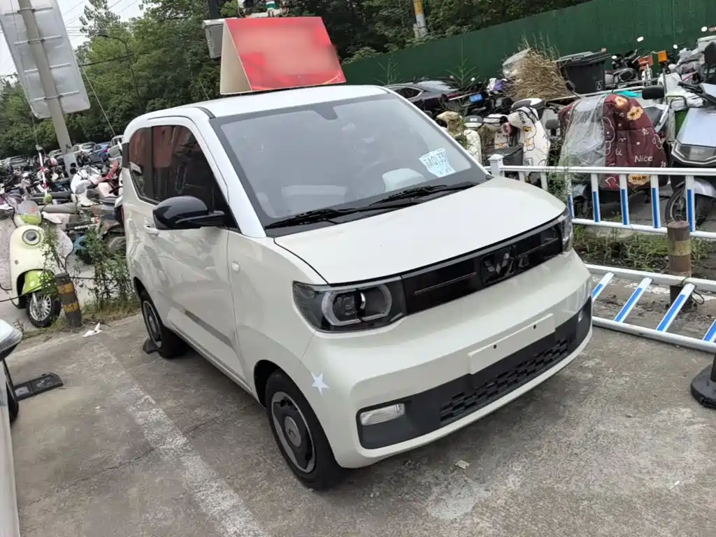 Wuling MINIEV — миниатюра 4