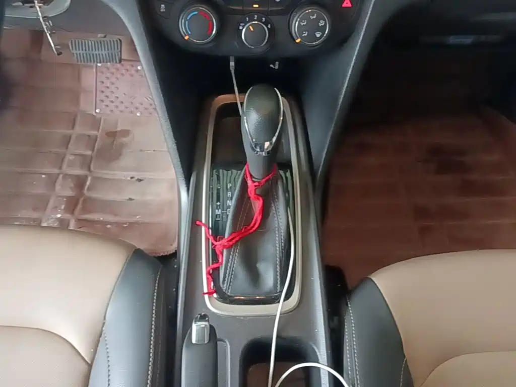 Chevrolet Monza — миниатюра 14
