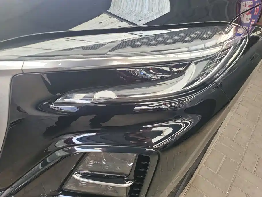 Hongqi Hongqi HS3 — миниатюра 5