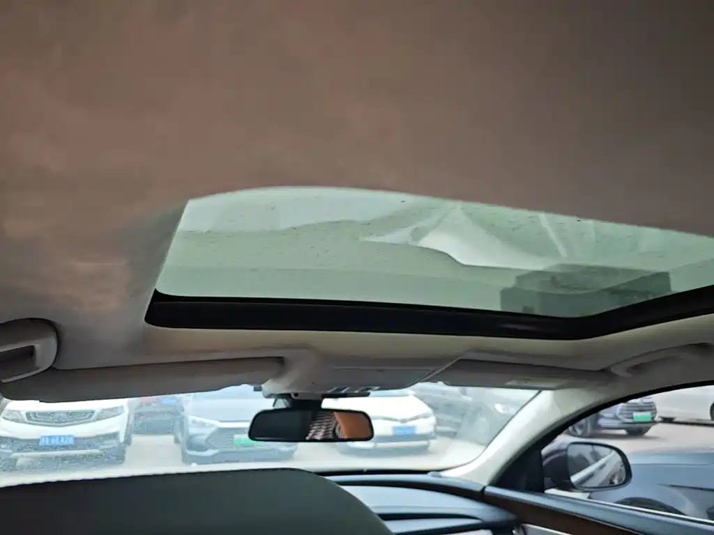 Jaguar XFL — миниатюра 18