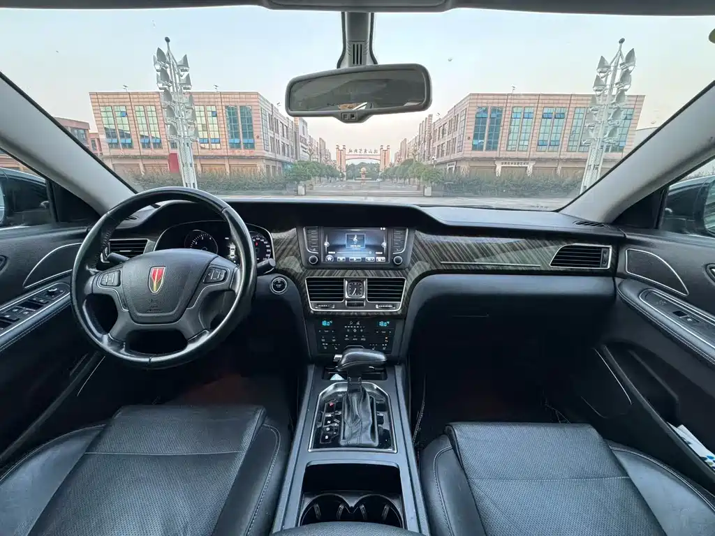 Hongqi Hongqi H7 — миниатюра 6