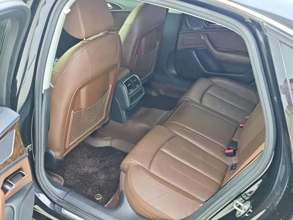 Audi A6L — миниатюра 15