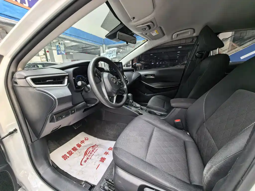 Toyota Corolla — миниатюра 4