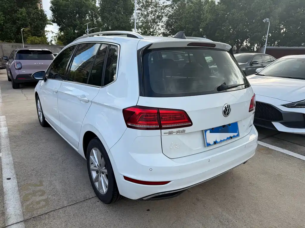 Volkswagen Golf Sportsvan — миниатюра 10