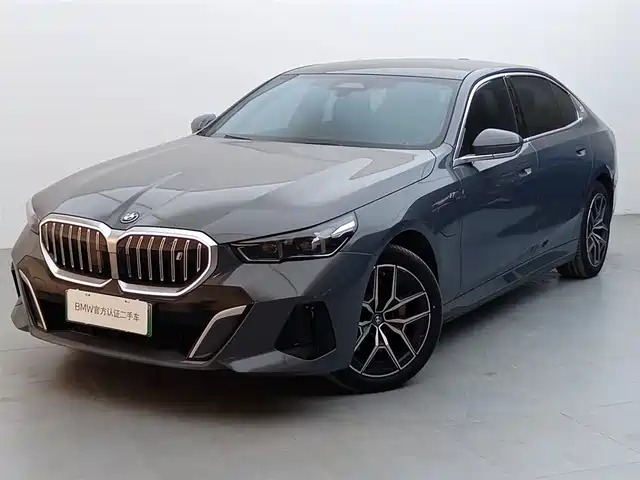 bmw i5