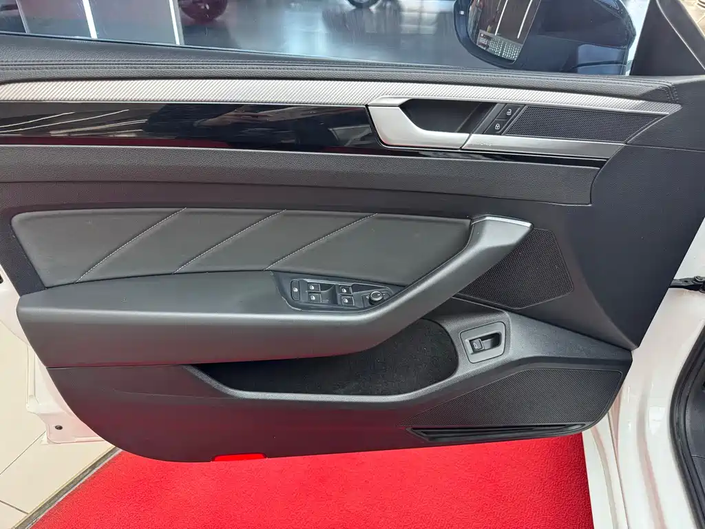 Volkswagen CC — миниатюра 13