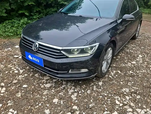 VOLKSWAGEN MAGOTAN 2017
