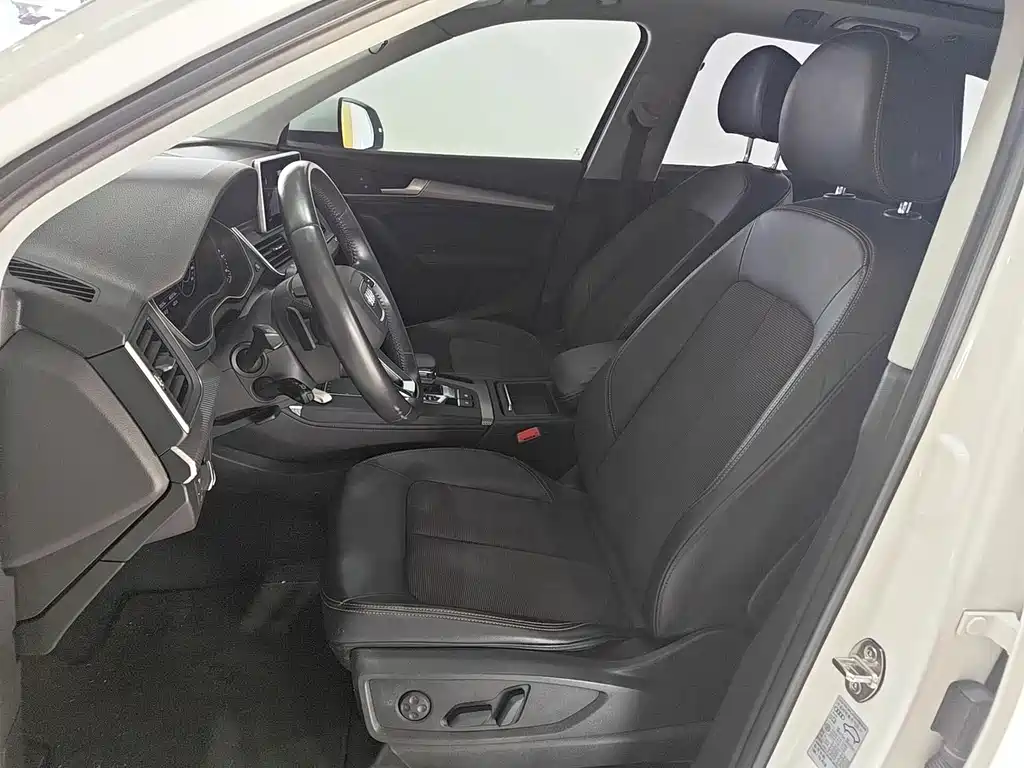 Audi Q5L — миниатюра 4