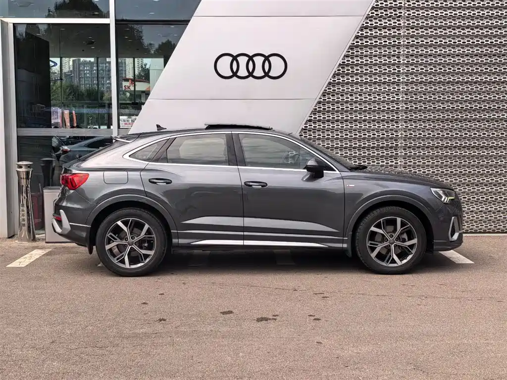 Audi Q3 Sportback — миниатюра 3