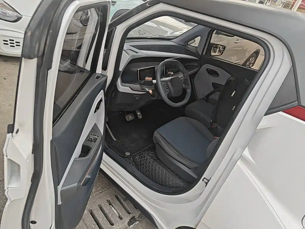 Baojun E200 — миниатюра 16
