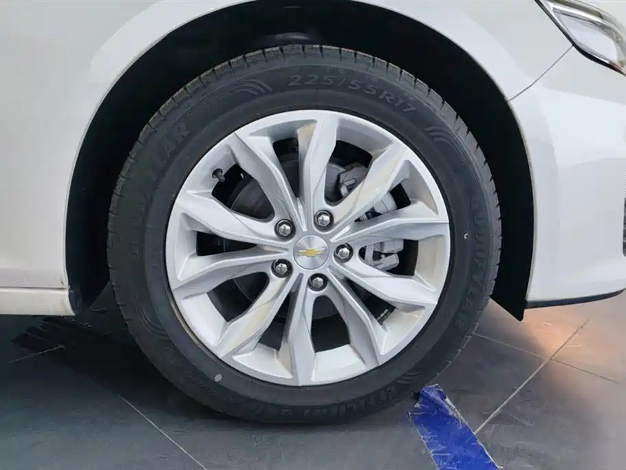 CHEVROLET MAI RUIBAO XL