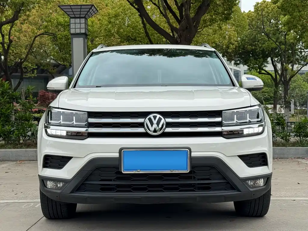 Volkswagen Tharu 2020