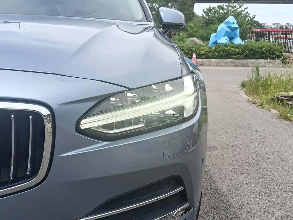 Volvo S90 2018 T5