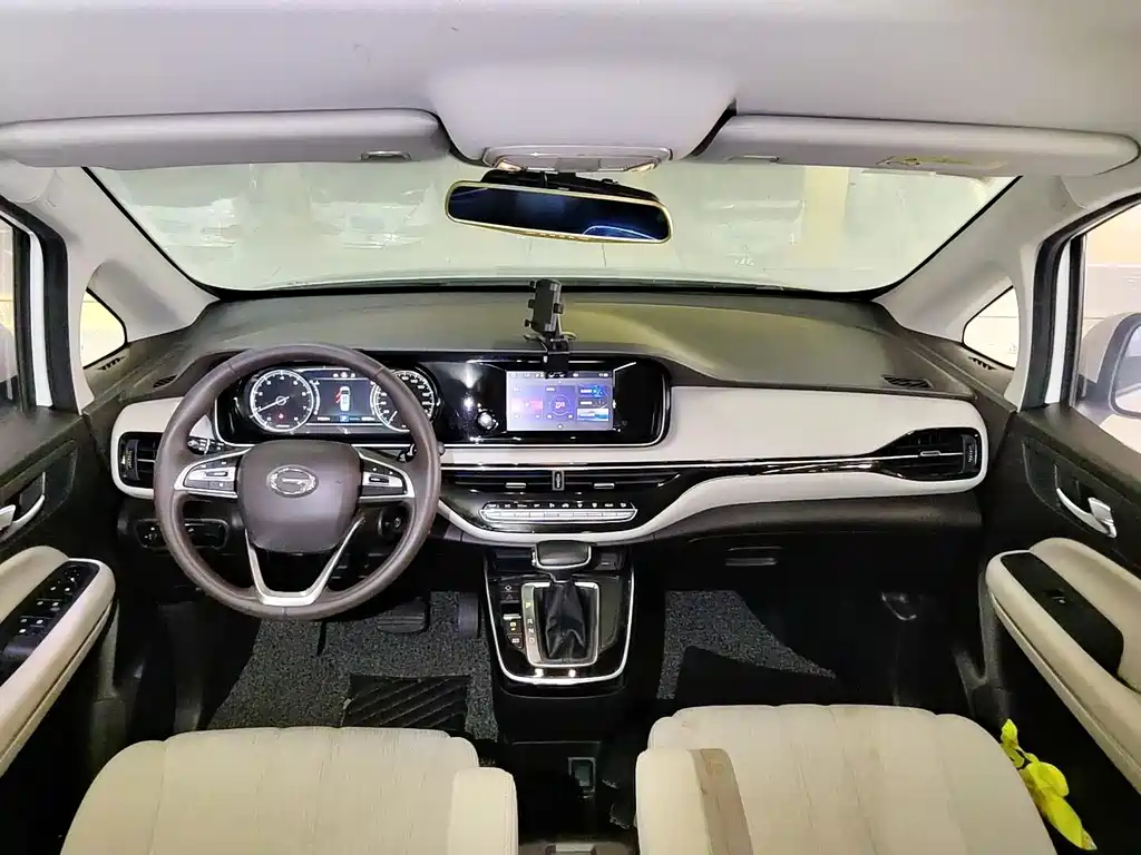 GAC Motor Trumpchi M6 — миниатюра 2
