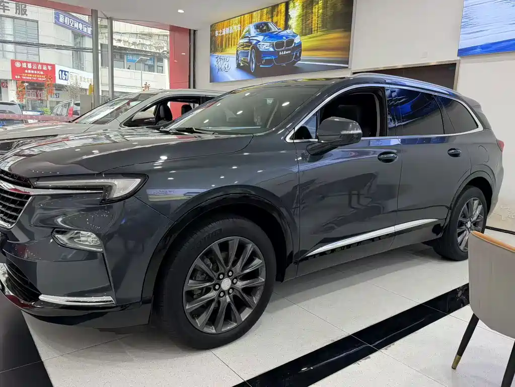 Buick Enclave — миниатюра 4