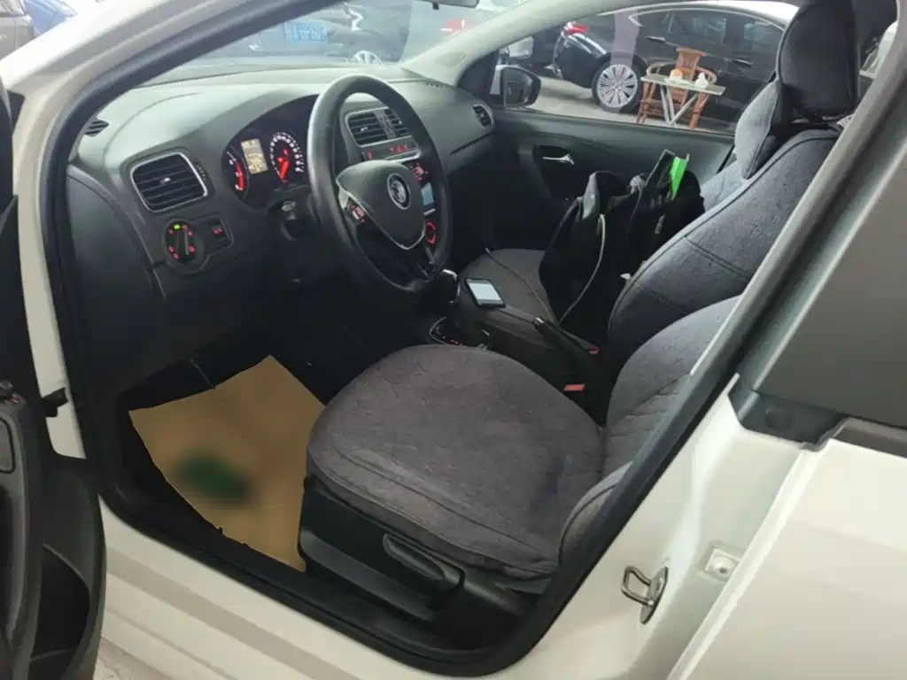 Volkswagen Polo — миниатюра 15