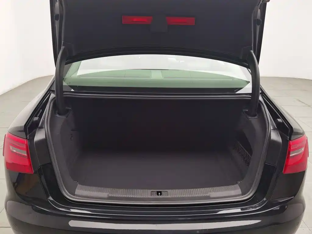 Audi A6L — миниатюра 16