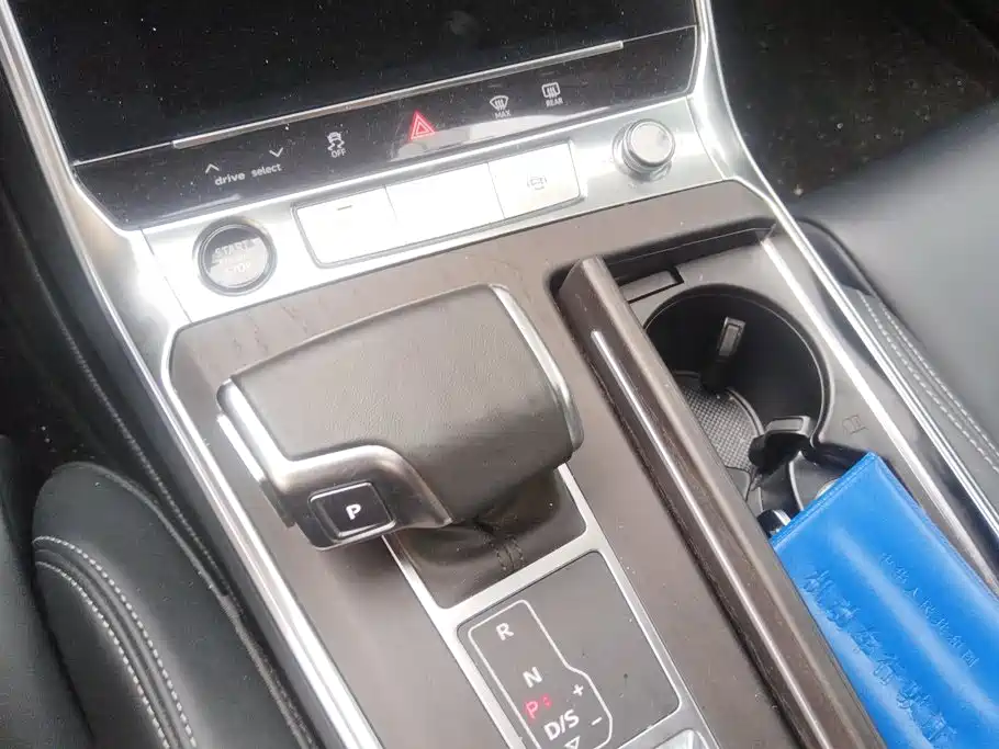 Audi A6L — миниатюра 16