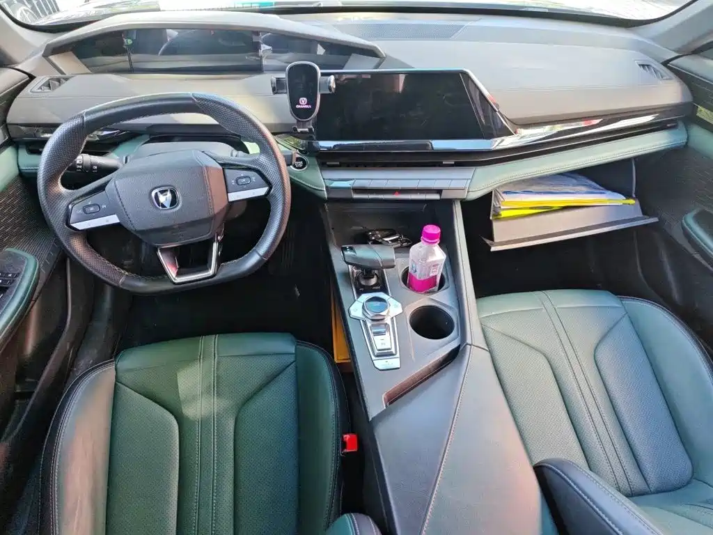 Changan UNI-V iDD — миниатюра 13