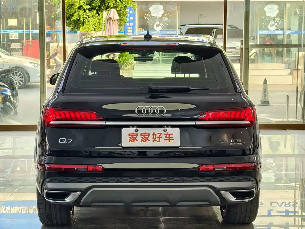 Audi Q7 — миниатюра 23