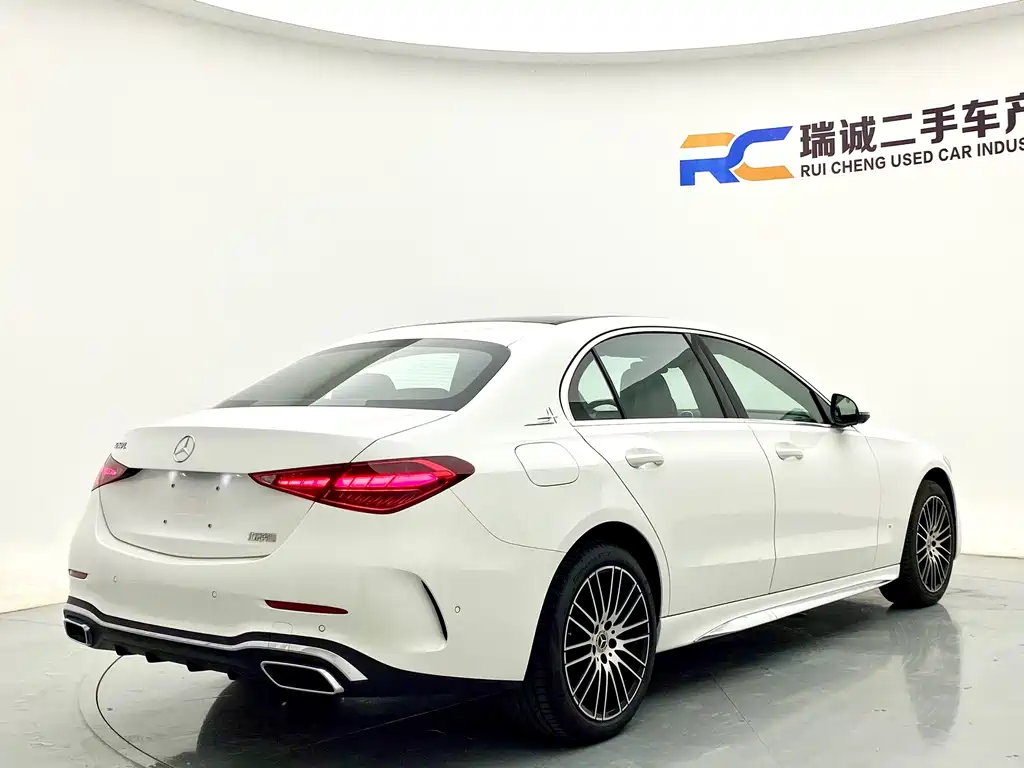 Mercedes-Benz C-Class — миниатюра 5