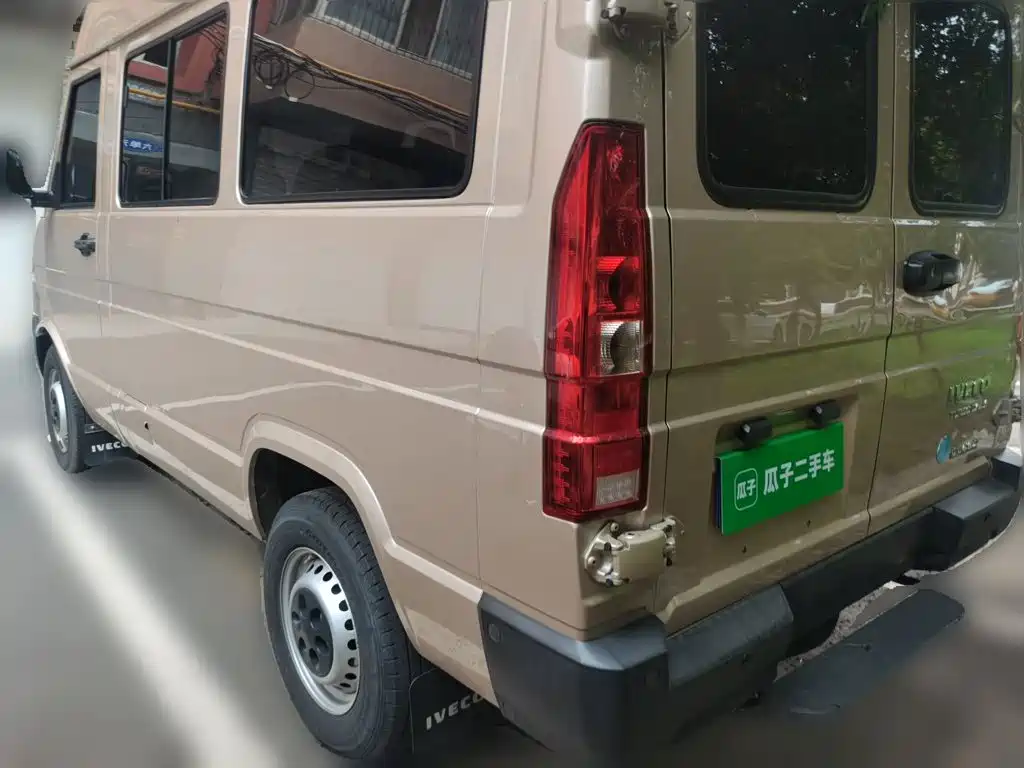 IVECO Daily — миниатюра 4