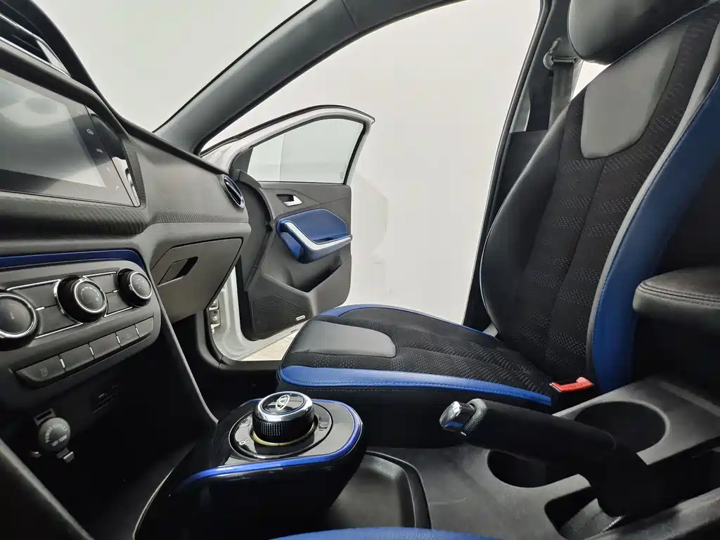 Chery New Energy Tiggo 3xe — миниатюра 11