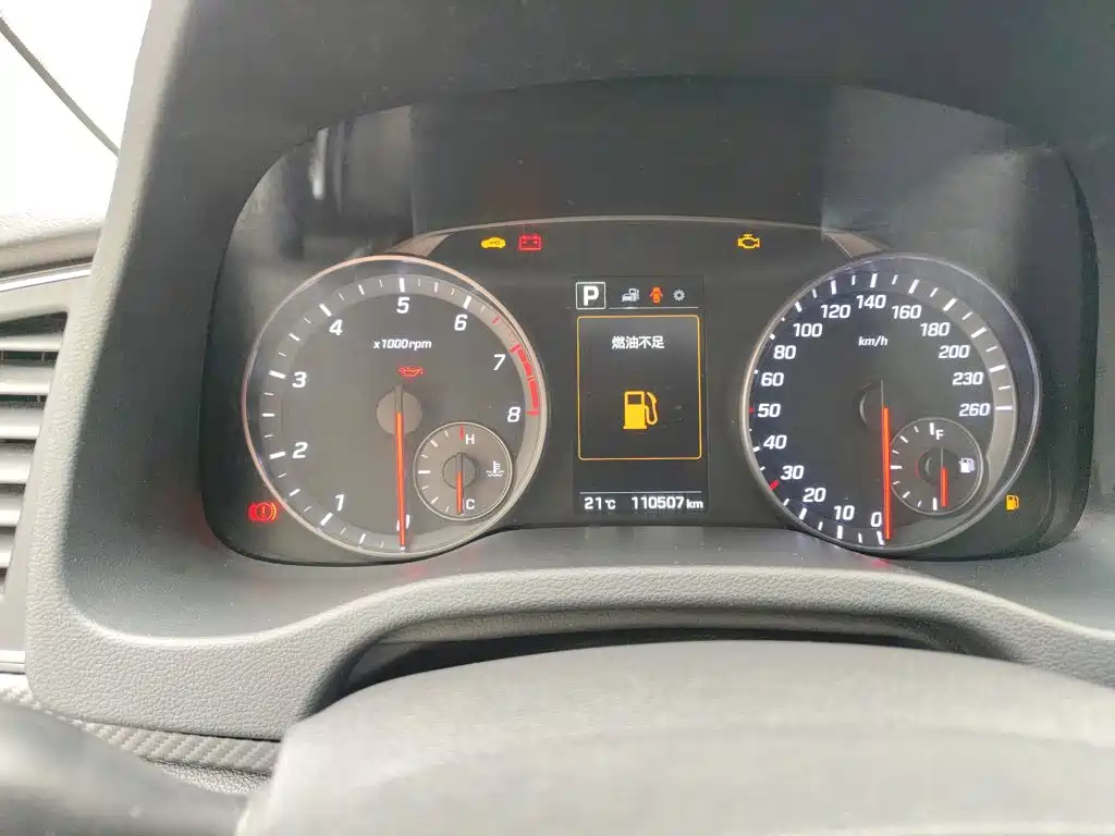 Hyundai Elantra — миниатюра 6