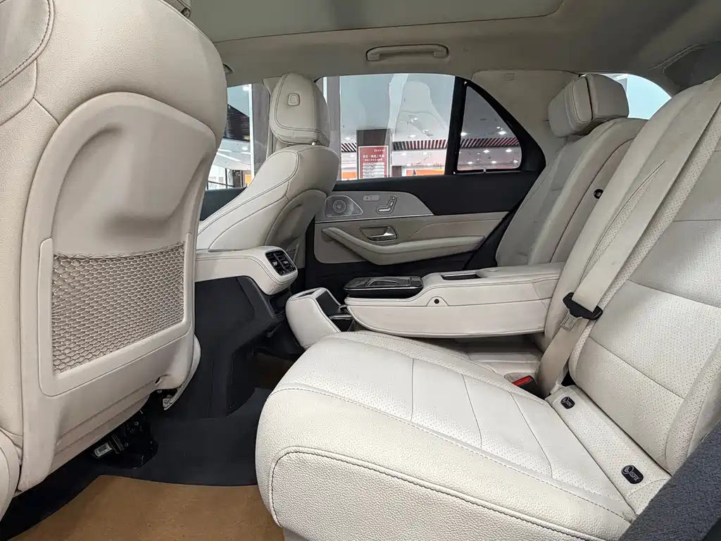 Mercedes-Benz GLE (Import) — миниатюра 13