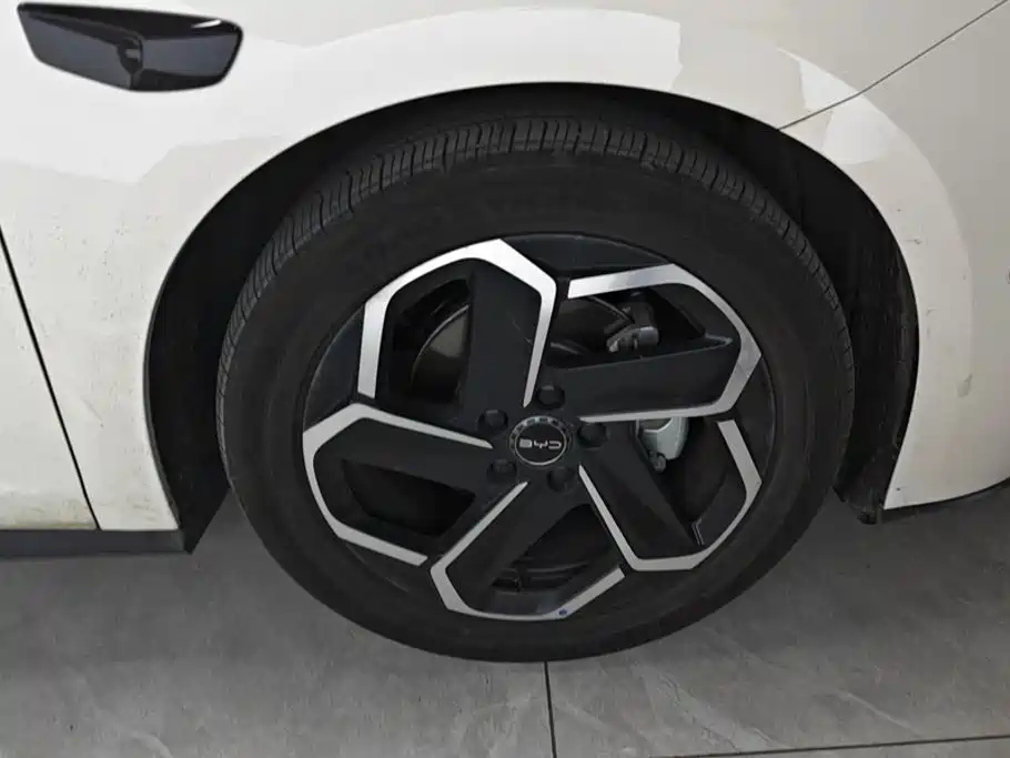 BYD Seal 06 DM-i Touring — миниатюра 6