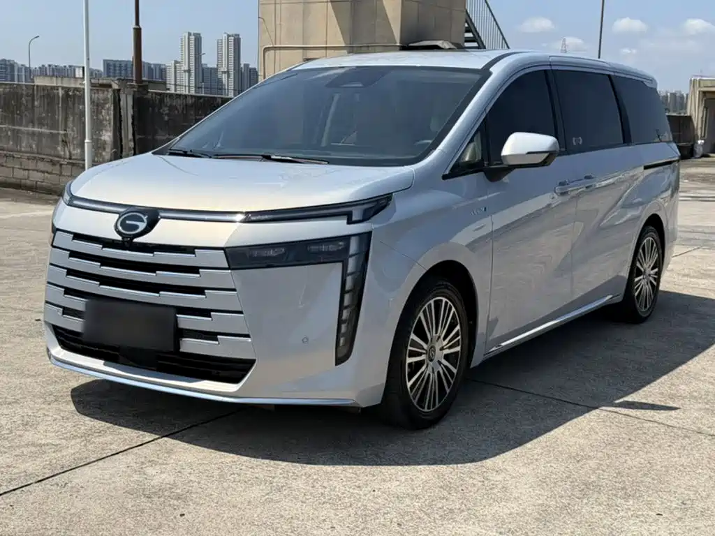 GAC Motor Trumpchi E8 PHEV — миниатюра 2
